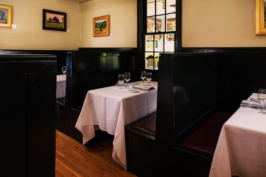 Ashby Inn & Restaurant Paris Eksteriør billede